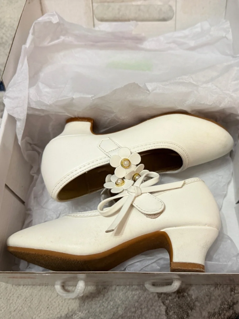 Panda Ninja Girls Size 11 White Floral Pearl Mary Jane Dress Shoes